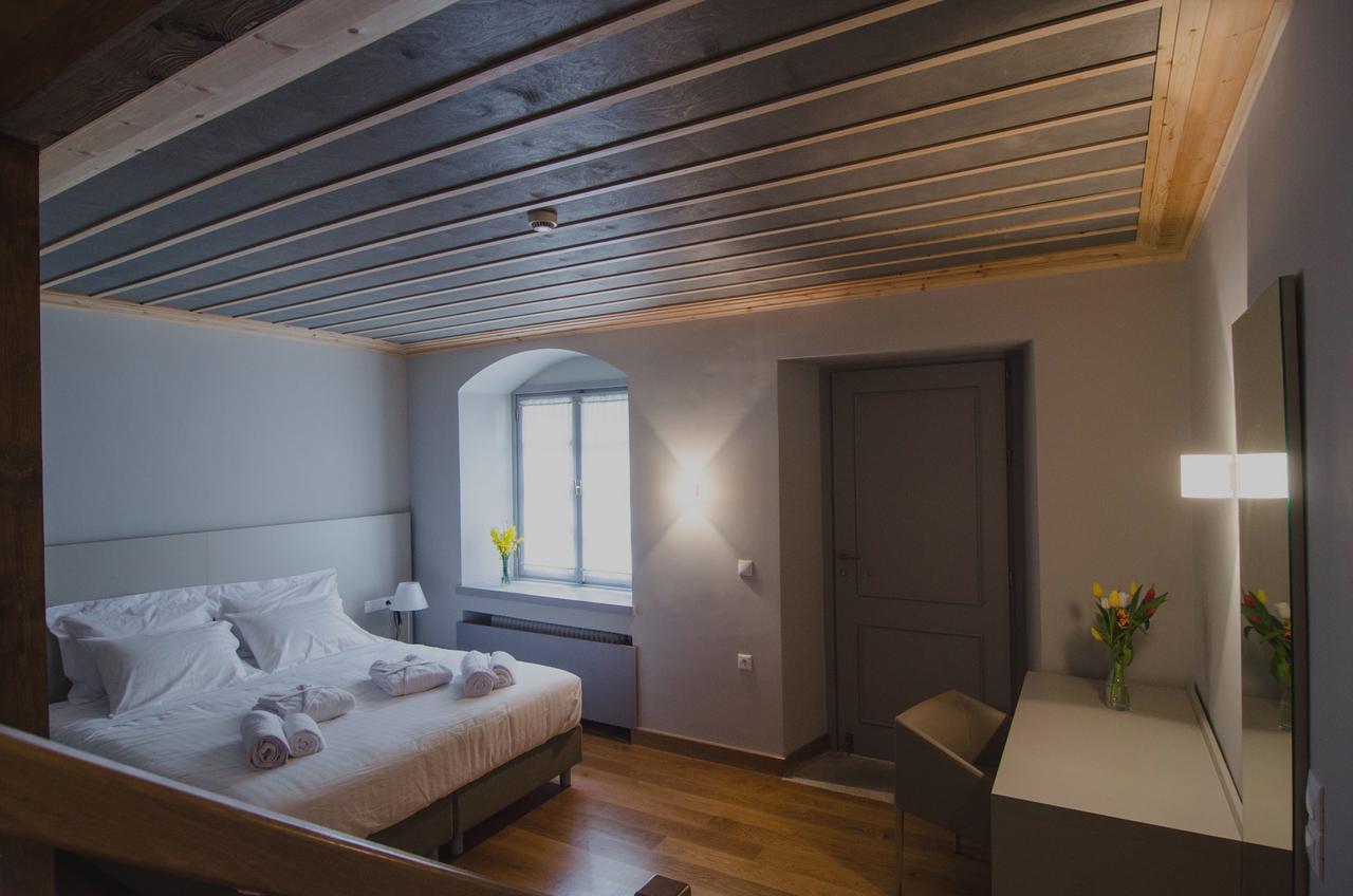 Hotel Archontiko Anyfanti Zátouna Habitación foto